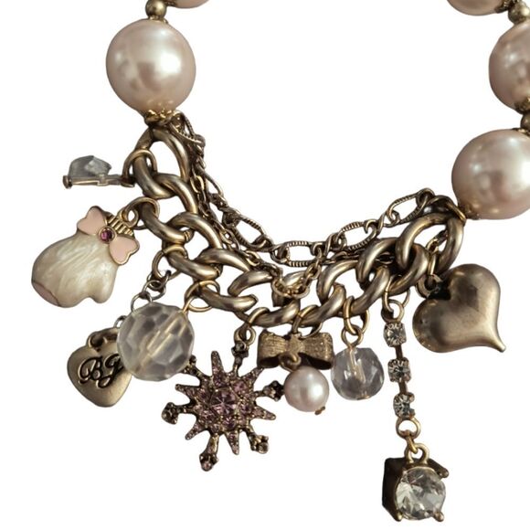 Betsey Johnson Winter Bracelet - Picture 2 of 3